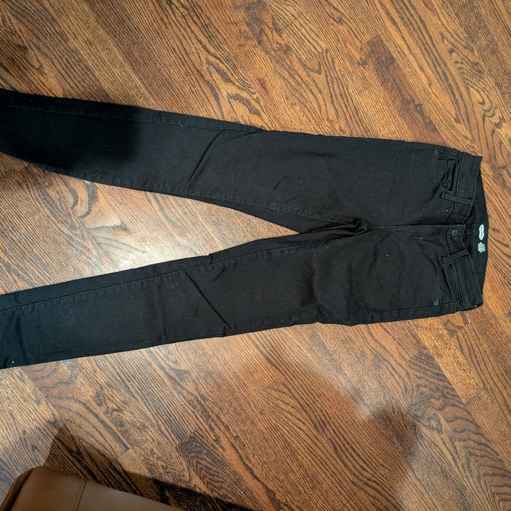 Old Navy Rockstar Super Skinny Black Jeans